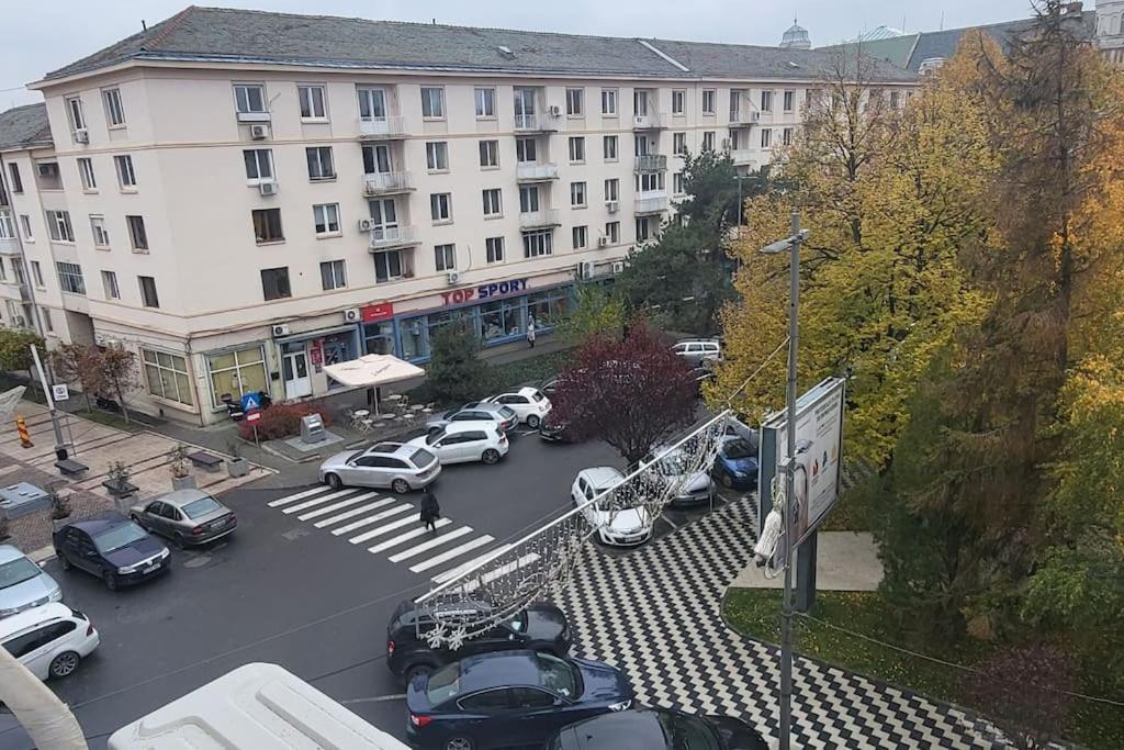 Garsoniera Centru Vechi English Park Craiova Esterno foto