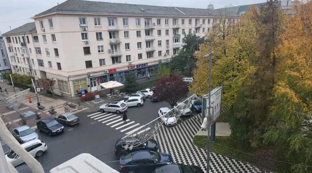 Garsoniera Centru Vechi English Park Craiova Esterno foto